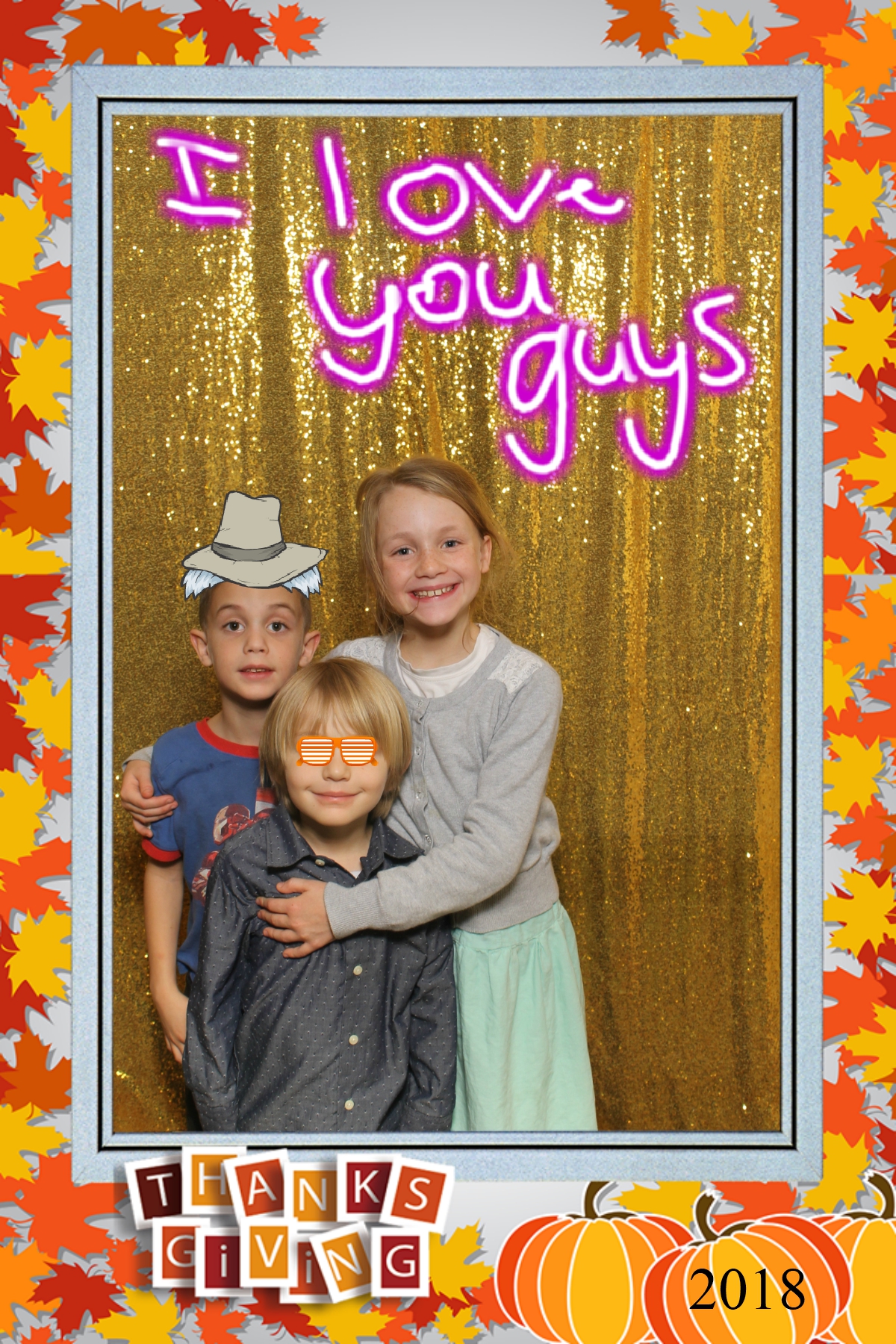 Thanksgiving 2018 | View more photos from the event at gallery.niknoxphotobox.com/u/NiKnox-Photo-Box/Thanksgiving-2018